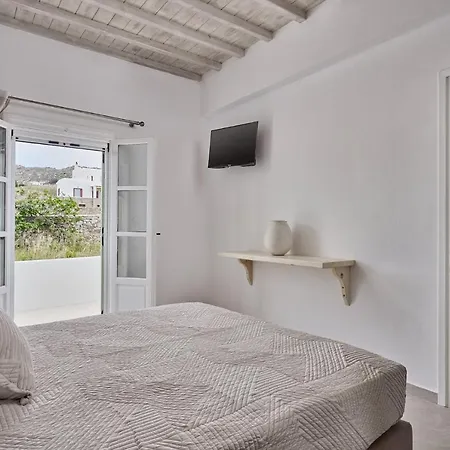 Philippi * Mykonos Town